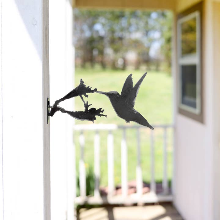 Highland Ridge  |  Handmade Home Decor - Wholesale Outdoor Ornament/Decor - Hummingbird Garden Statue Metal Bird Art0