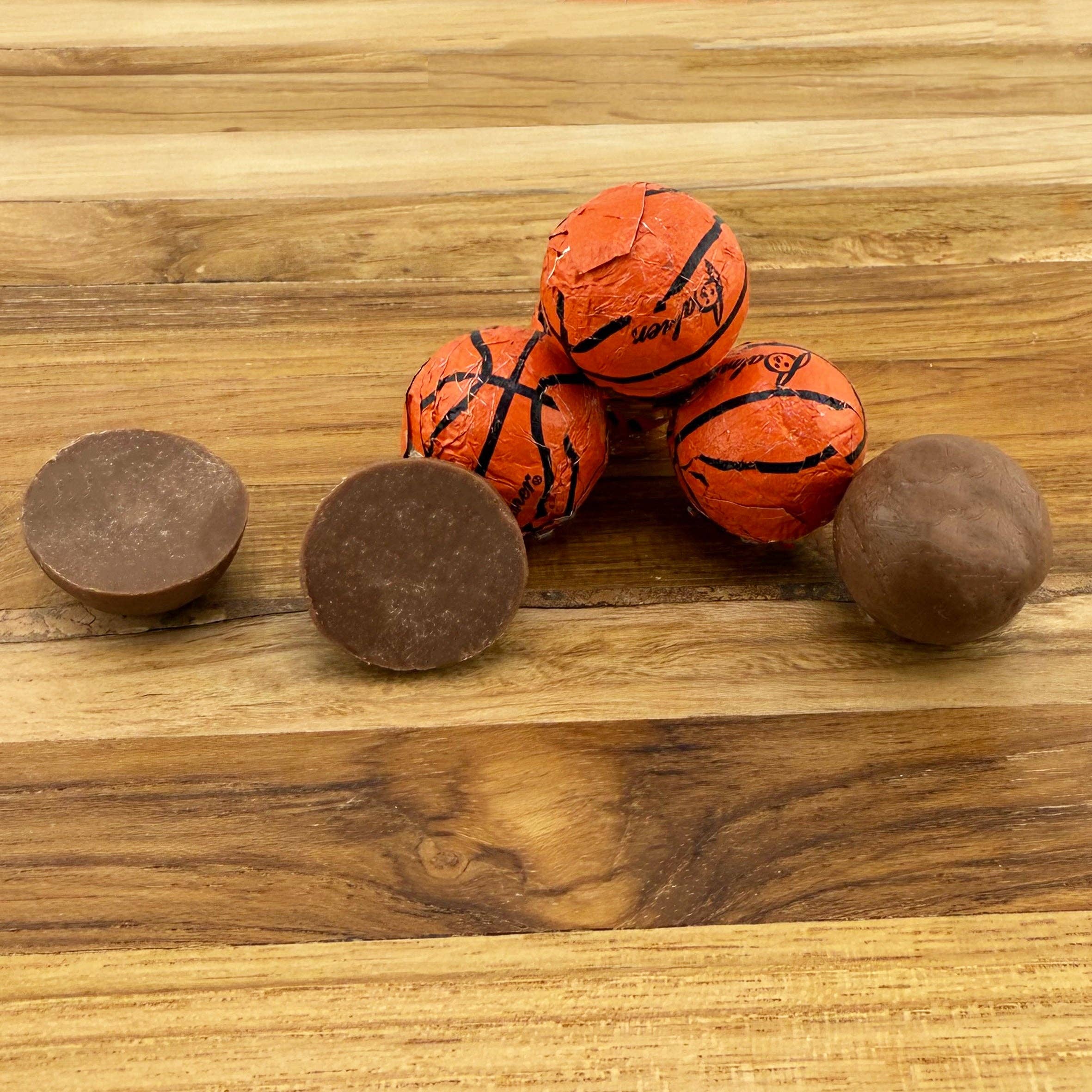 First Choice Candy – wholesale Chocolate-covered sweets – BASKETBALL MILK CHOCOLATE FOIL WRAPPED BALLS4