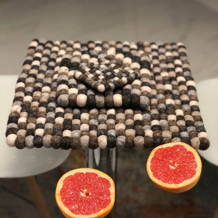 Funky Yak Ltd - Venta al por mayor Salvamanteles - Trébede/salvamanteles de fieltro hecho a mano.5