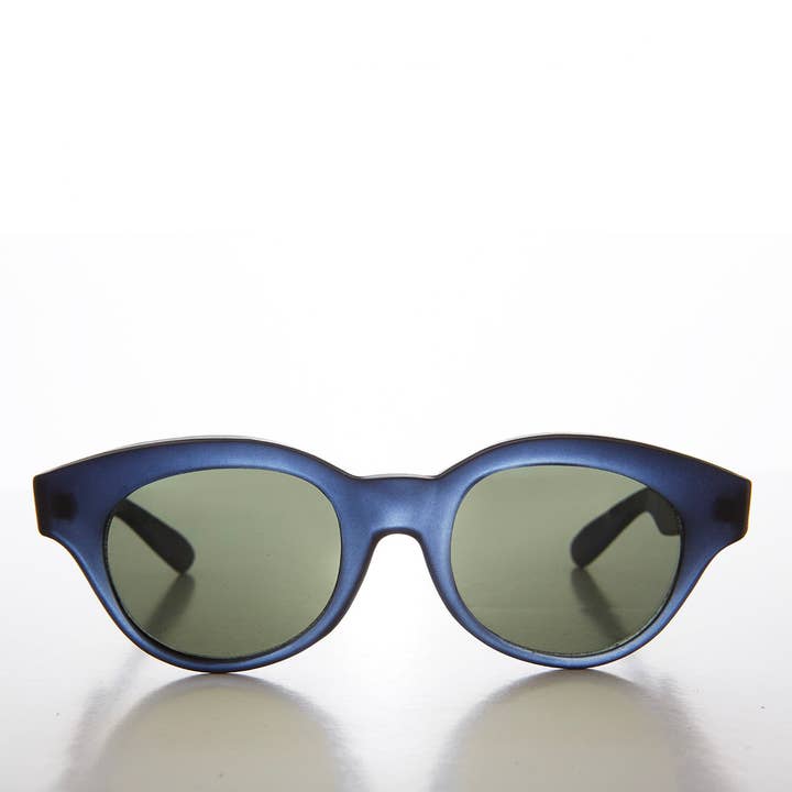 SUNGLASS MUSEUM - Wholesale Sunglasses - Women's - Round Retro Sunglasses - Ogden
