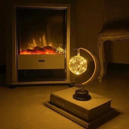 BRECK + FOX – Candeeiro de secretária/decorativo por atacado – Luminária Lunar em Formato de Lua2