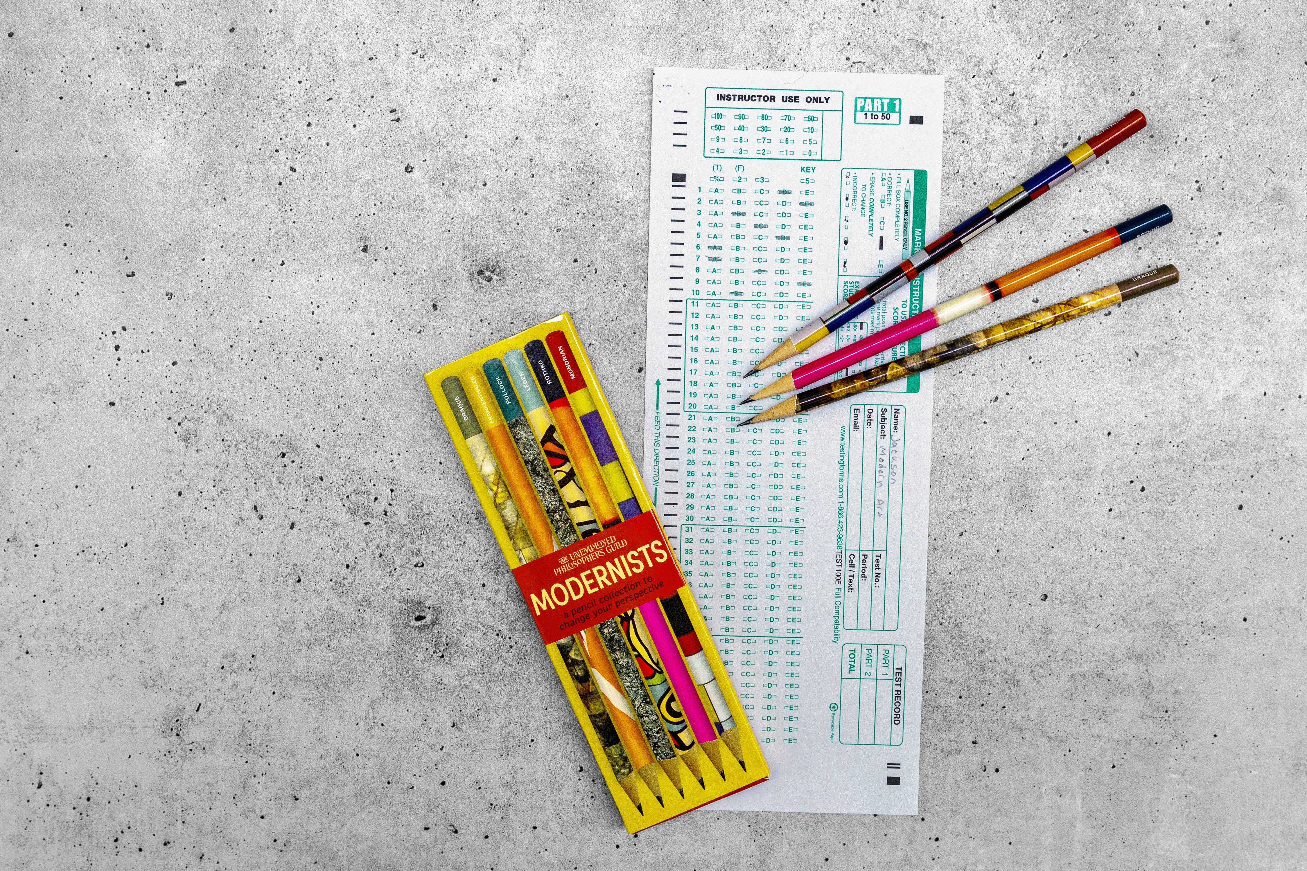 Unemployed Philosophers Guild - Vente Crayons - Ensemble de crayons Modernists2