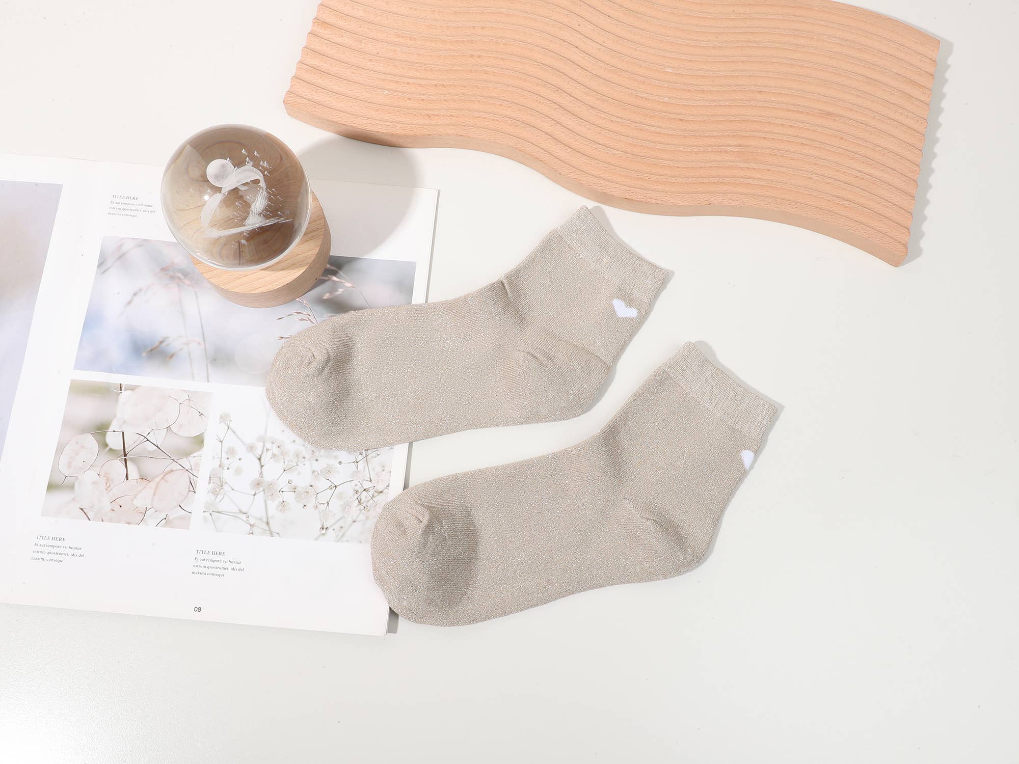 INES DELAURE - Wholesale Socks - Unisex - Heart socks, mid-high2