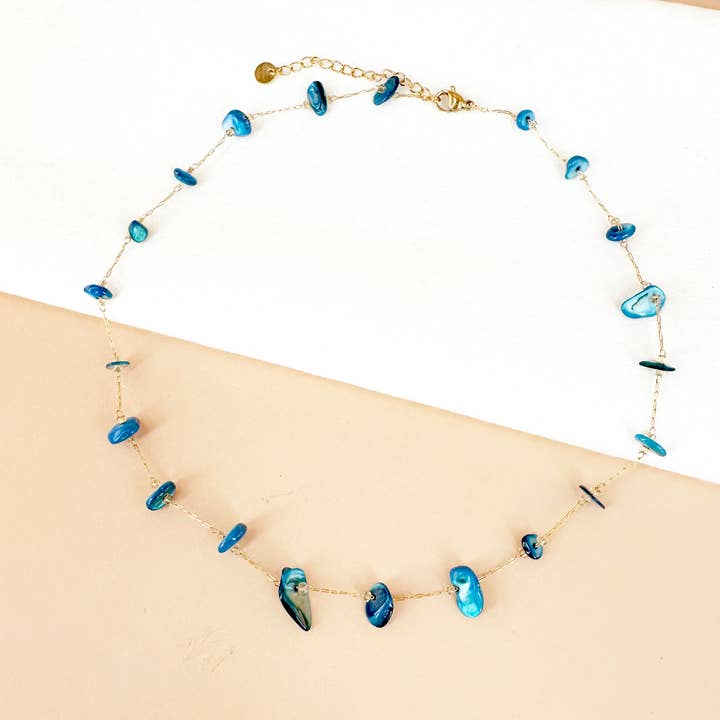 D Bijoux – wholesale Pendant/charm necklace – Mother-of-pearl bead chain necklace3