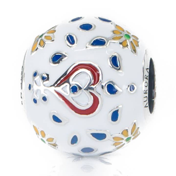 Bead con cuori e fiori folcloristici per la vendita all'ingrosso da parte di Aurora Charm