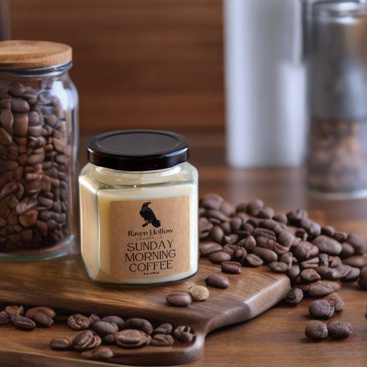 Vela de cera de abejas de soja Sunday Morning Coffee (8 oz) para venta al por mayor de Raven Hollow Candle Co.