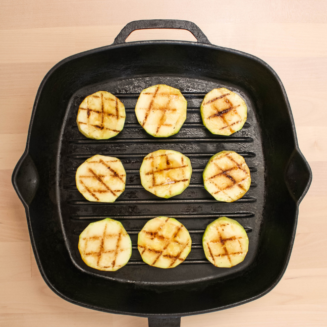 Style Asia - Wholesale Cast Iron Skillet - Jim Beam Pre Seasoned Cast Iron Square Skillet with Ridges6