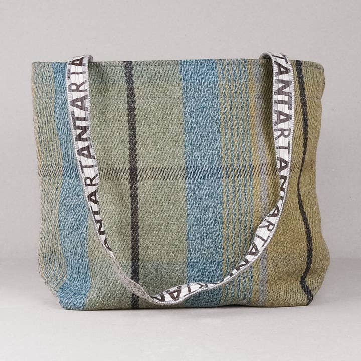 Duncan Macgillivray Little Shopper for wholesale by ANTA Scotland Ltd