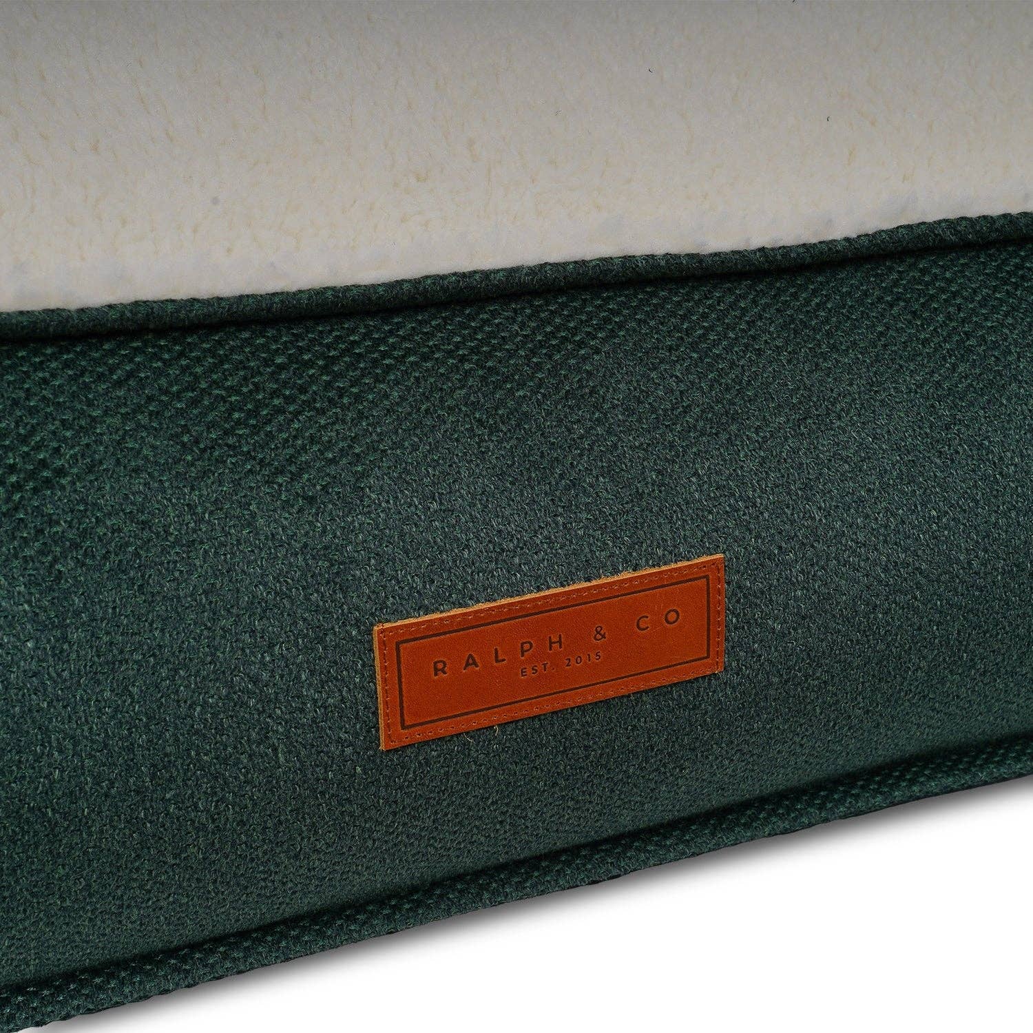 Ralph & Co – wholesale Pet bed – Dog – Luxury Green Pillow Bed With Removable Covers | Richmond5