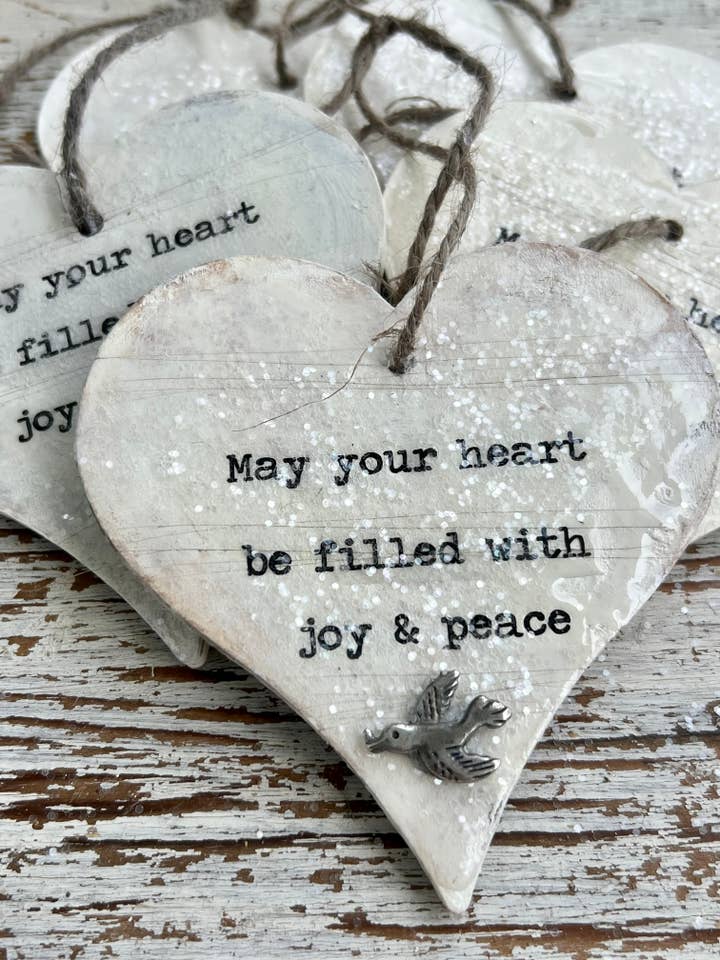 Joy & Peace houten hartornament, kerstornament voor wholesale door UnfiniSHEd