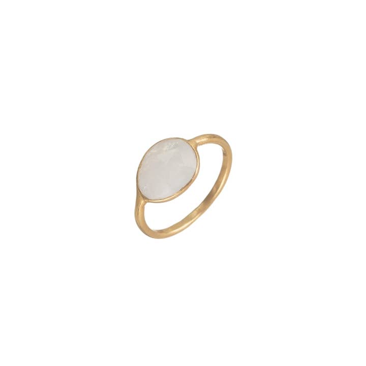 Mineral ring - 9*11mm - moonstone - gold plated for wholesale by Buganto