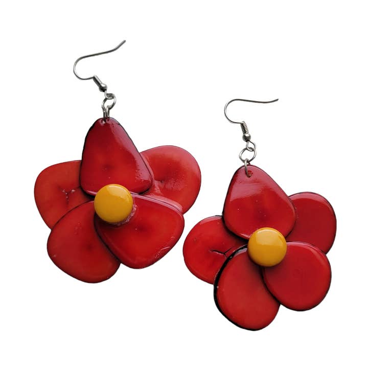 Pendientes grandes y llamativos con forma de tagua tejida con flores rosas para venta al por mayor de Organic jewelry by Allie