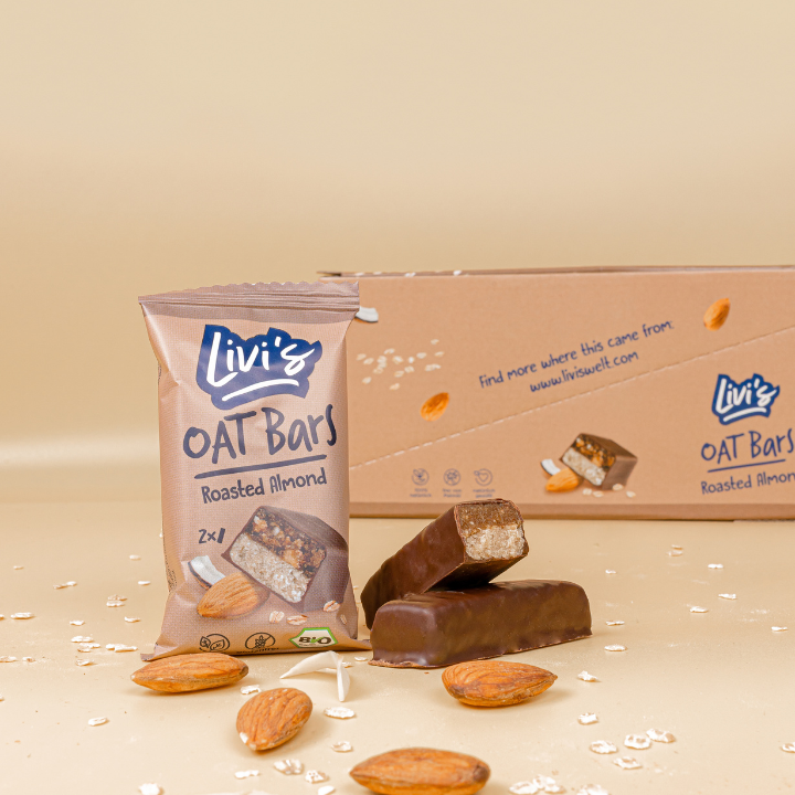 Livi's - Wholesale Snack Bar - Oat bar with dark chocolate Roasted Almond ORGANIC1