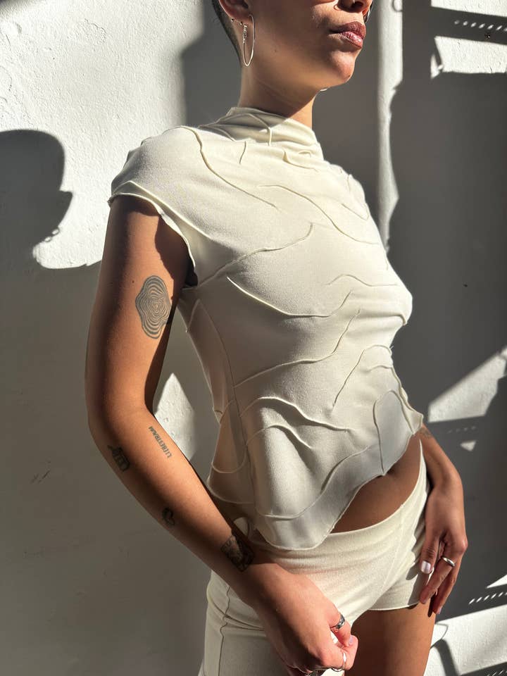 STRATUS TOP für den Großhandel von BITE Studio