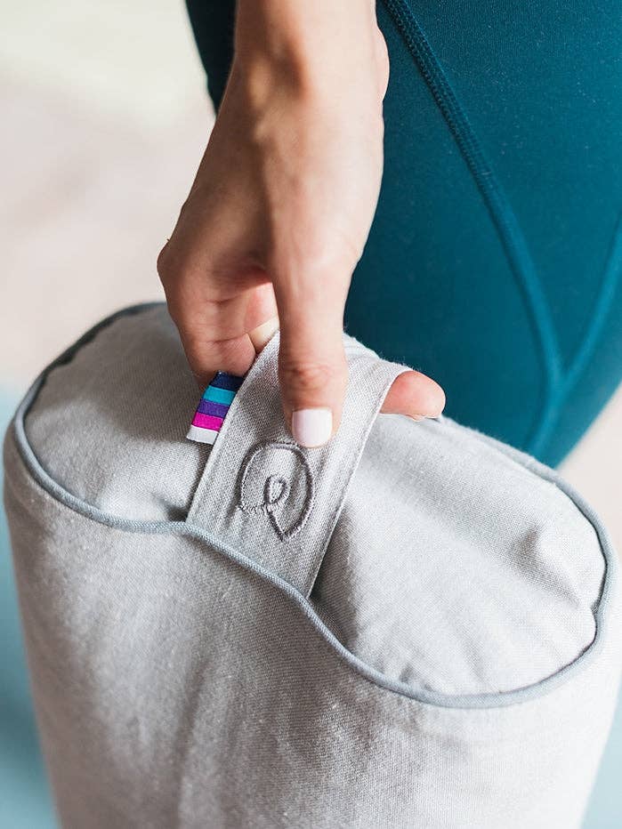 Yogamatters - Vendita all'ingrosso Blocchi e supporti per yoga - Cuscino yoga rettangolare piccolo in cotone biologico e pula di grano saraceno2