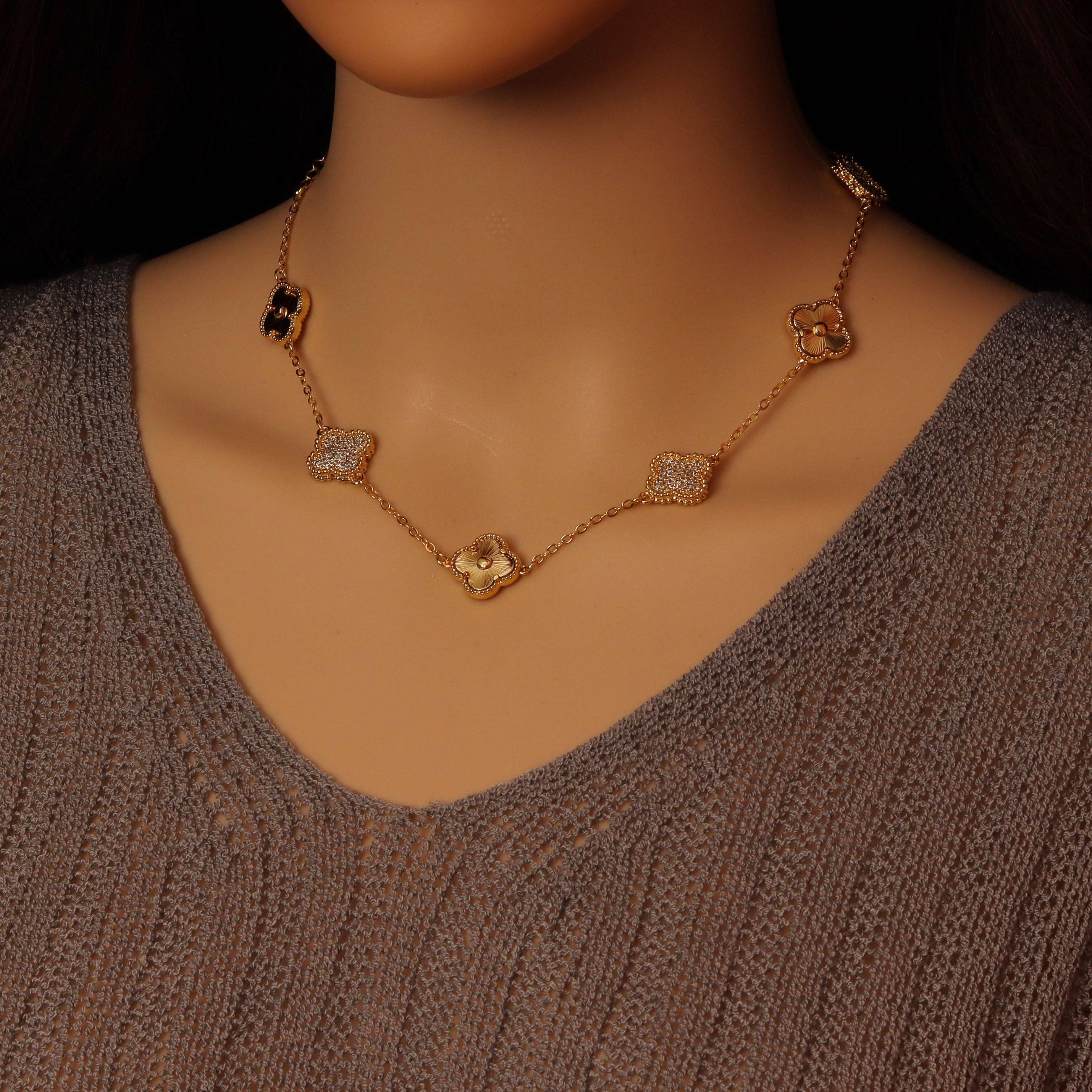 BestBeads&Beyond – Engroshandel Halskæde med vedhæng – 14 Farver Blomsterhalskæde, Varenr. FH2276