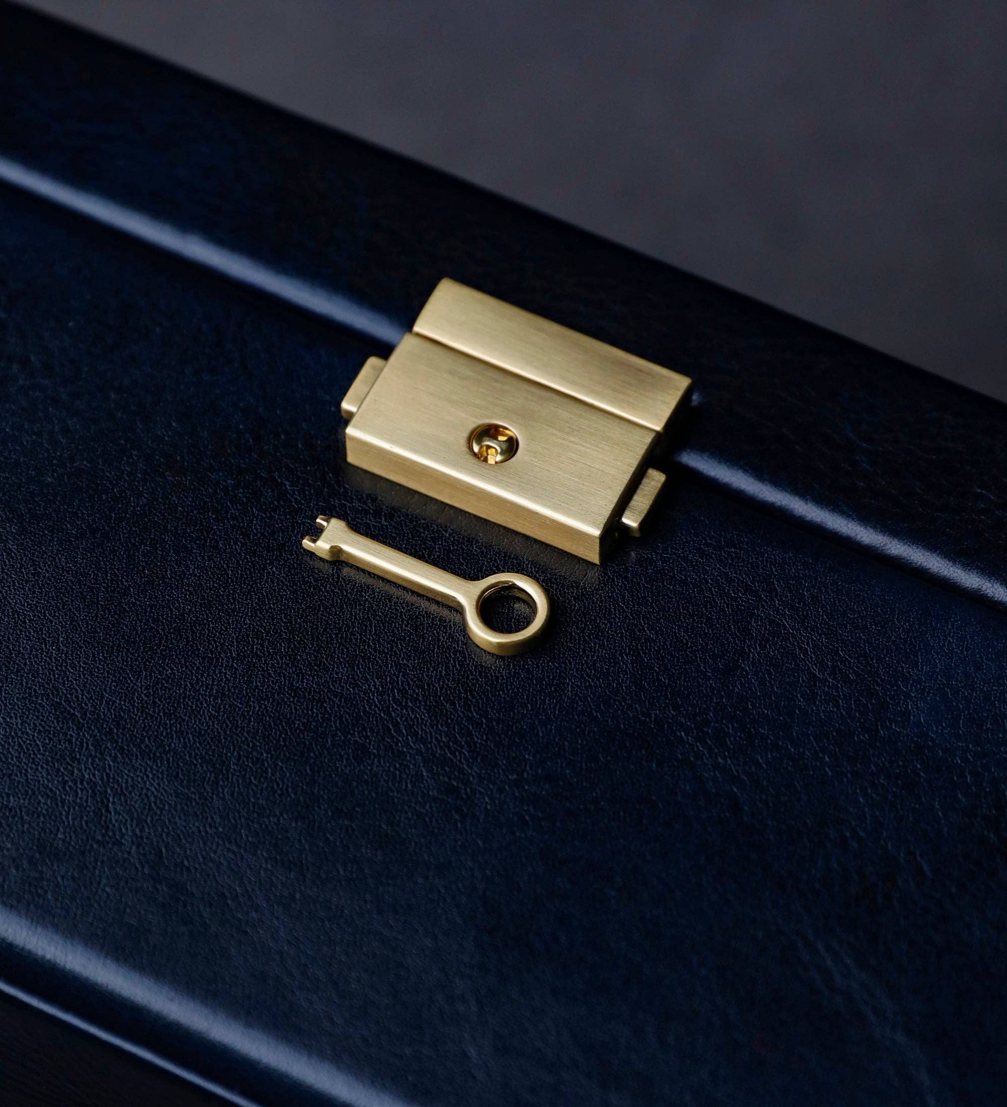 Time Resistance - Wholesale Jewellery box/organiser - Leather Jewelry Box for Women - Beloved27