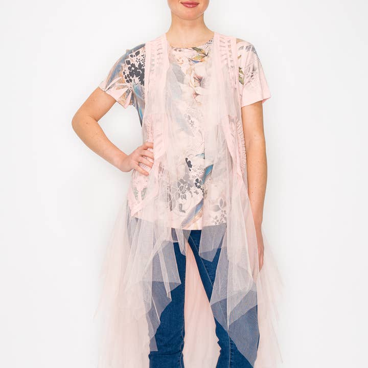 GILET ALL'UNCINETTO CON STRATI A RETE-T4066ROSA per la vendita all'ingrosso da parte di Origami Apparel ~ Lace and Crochet inspired