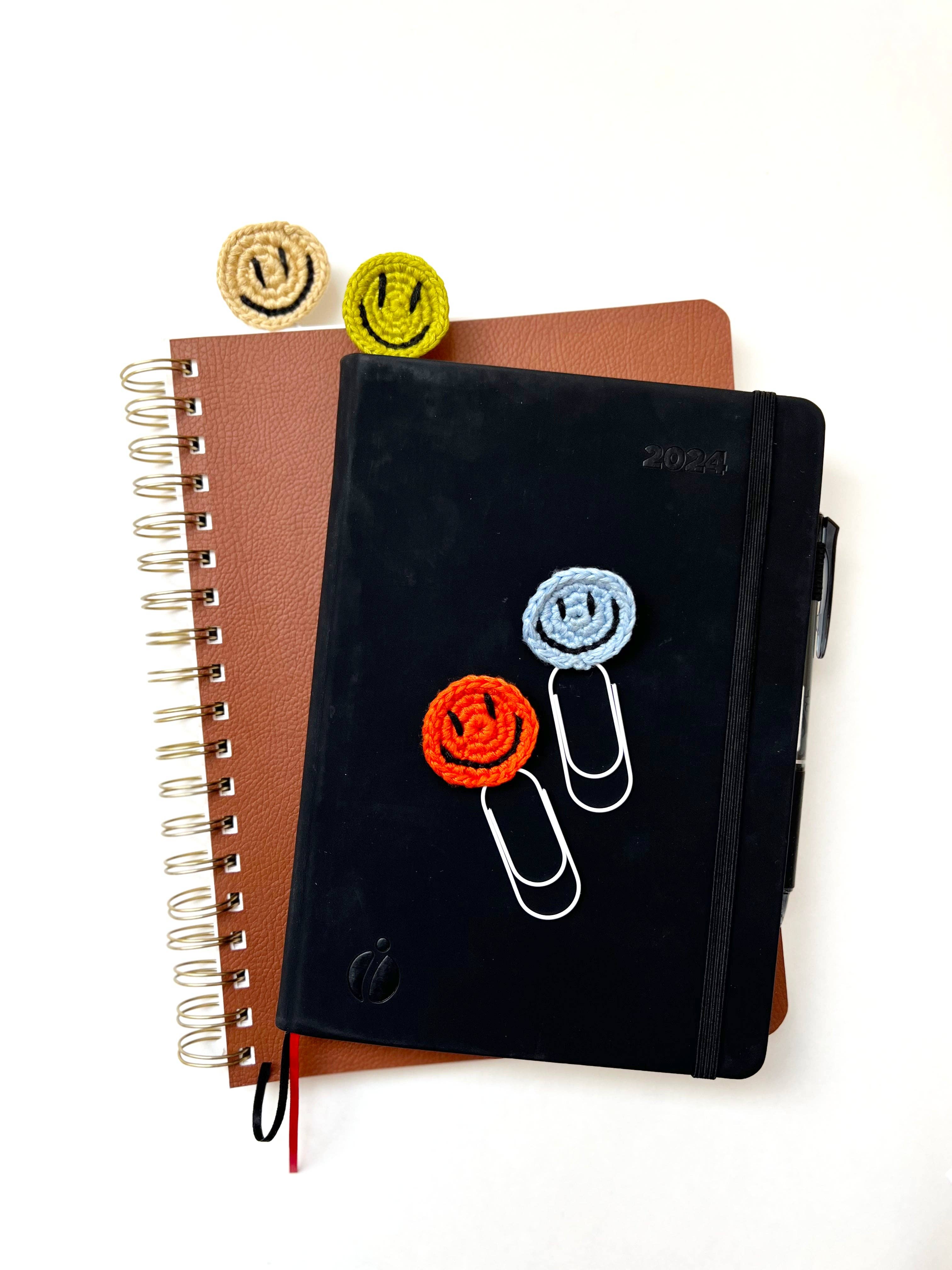 Impactful Market - Wholesale Bookmark - Happy Face Paperclip Bookmark11