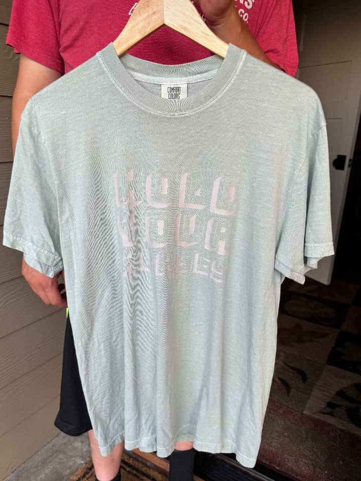 Tranquilo - Tee para venta al por mayor de Stay Rooted Company