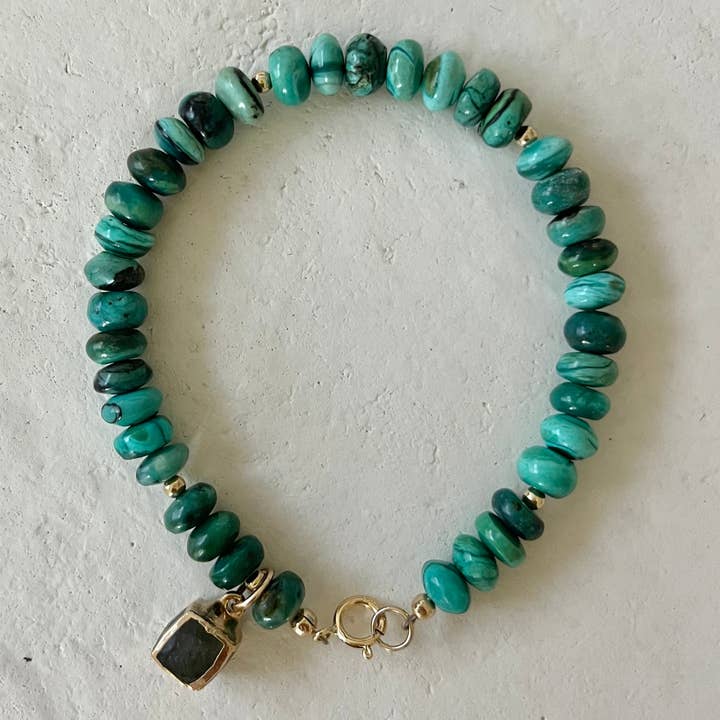 House of Olia - Wholesale Beaded Bracelet - Discrez Chryscolla Stone & Onyx Cube Charm Gold Bracelet