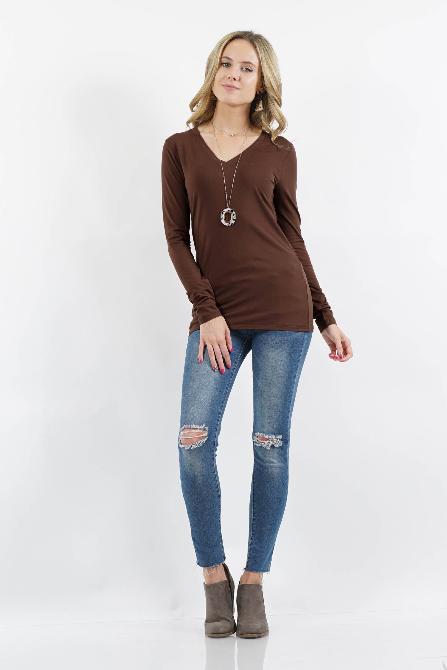 42POPS – Großhandel T-Shirt – Damen – Mikrofaser Langarm V-Ausschnitt T-Shirt2