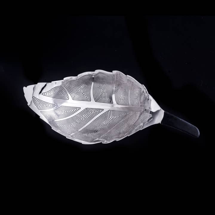 01living Ltd - Wholesale Tea Strainer/Infuser - Leaf Shaped Tea Strainer Loose Leaf Tea Infuser Silver6
