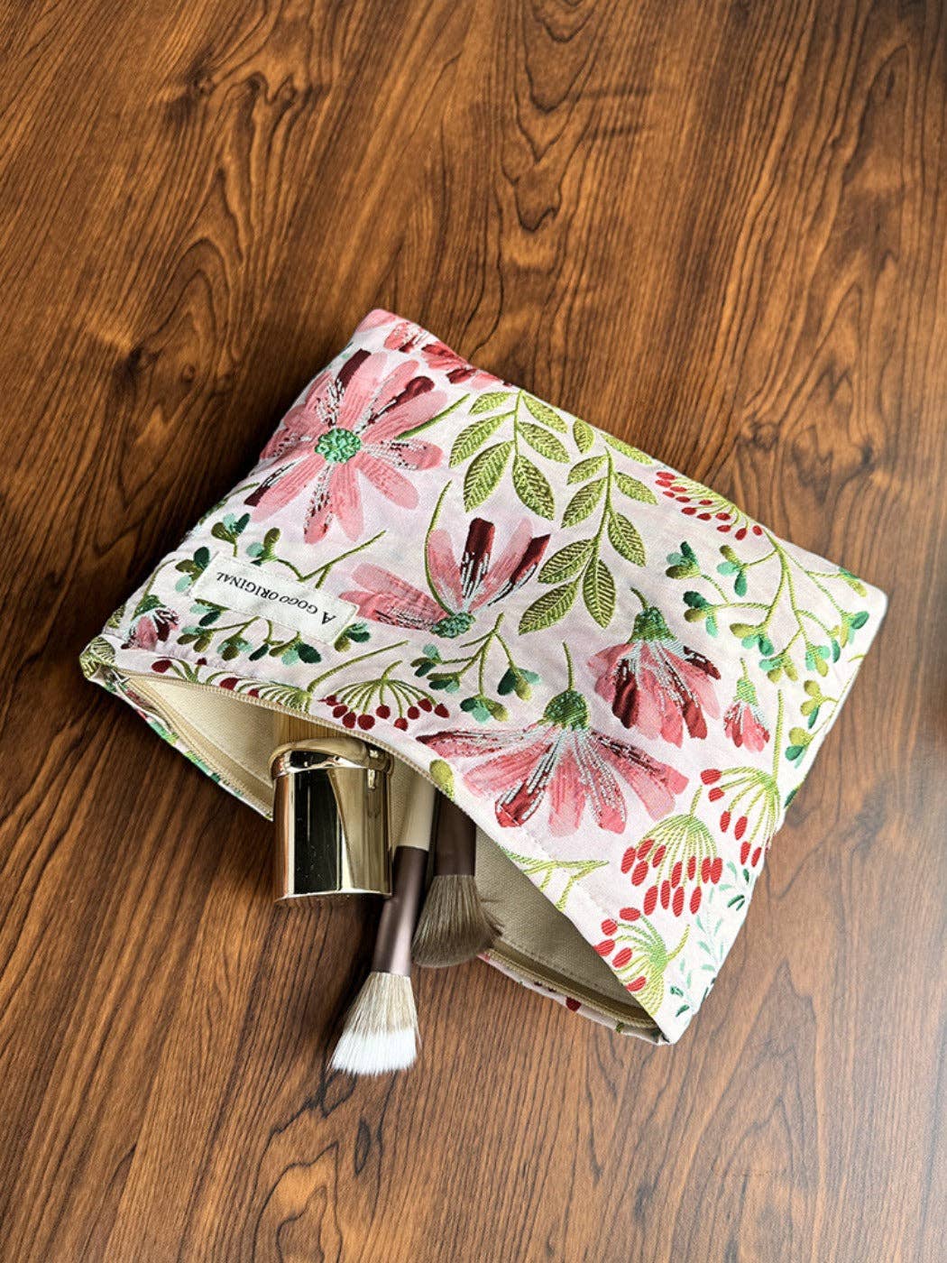 Funkyrel® Atzbranding Limited – wholesale Make-up/cosmetic bag – Cosbai – Retro Floral Embossed Canvas Makeup Bag9