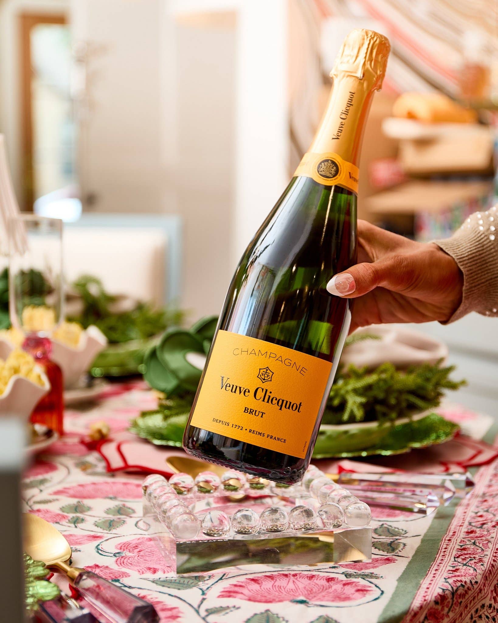 Tart By Taylor - Wholesale Decorative Tray - Small Bubble Lucite Tray 1