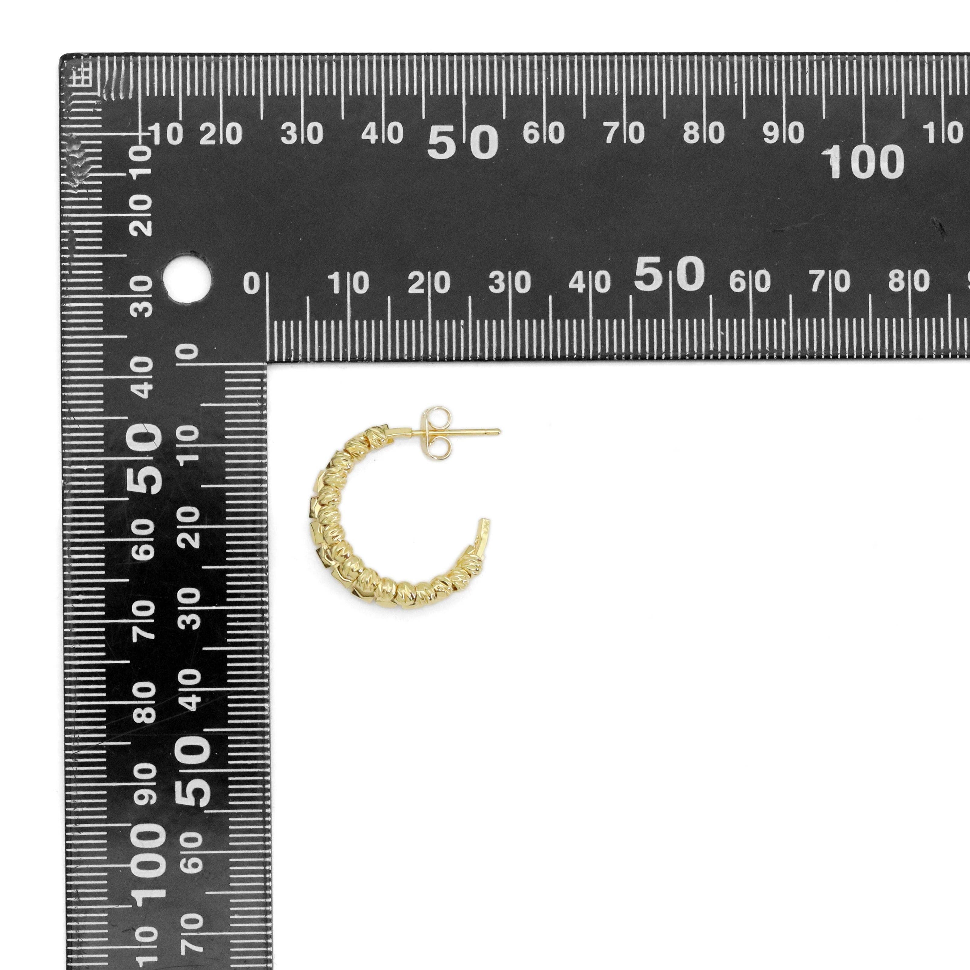 BestBeads&Beyond – Großhandel Hoops – Goldene runde Ringohrringe mit doppelter Liniengeometrie, Sku #LX4753