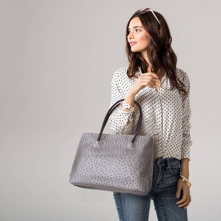 22 Tote - Wholesale Tote Bag - Women's - Lightweight Ostrich Zippered Tote Bag