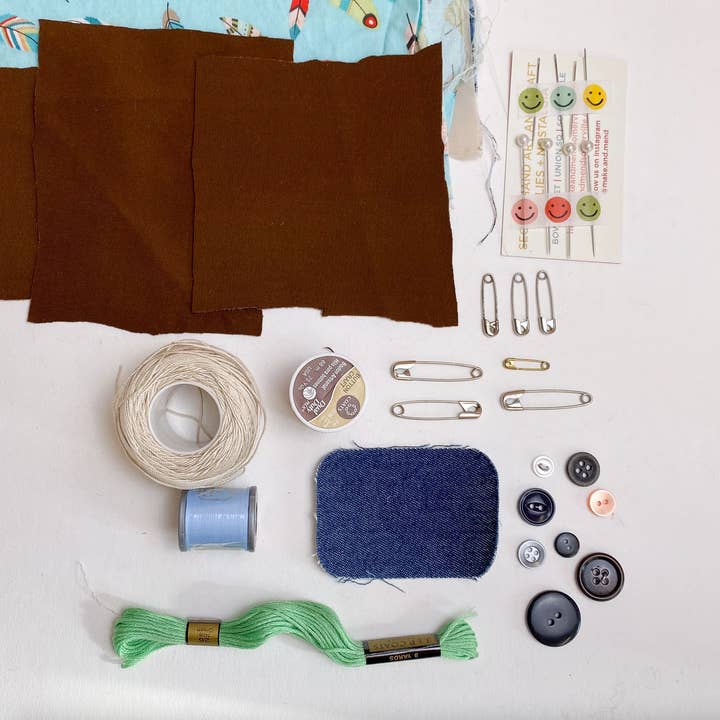 Make & Mend - Wholesale Craft Sewing Kit - Mending Kit