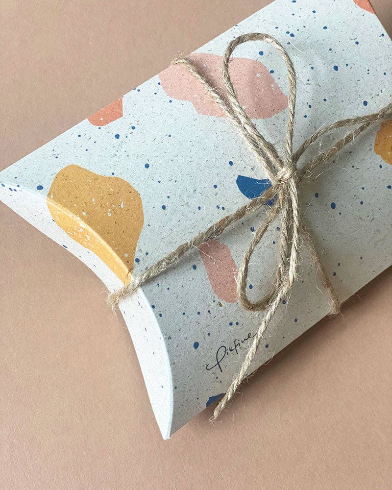 Pikfine eGbR - Wholesale Gift Box - Colourful Terrazzo Pillowbox1
