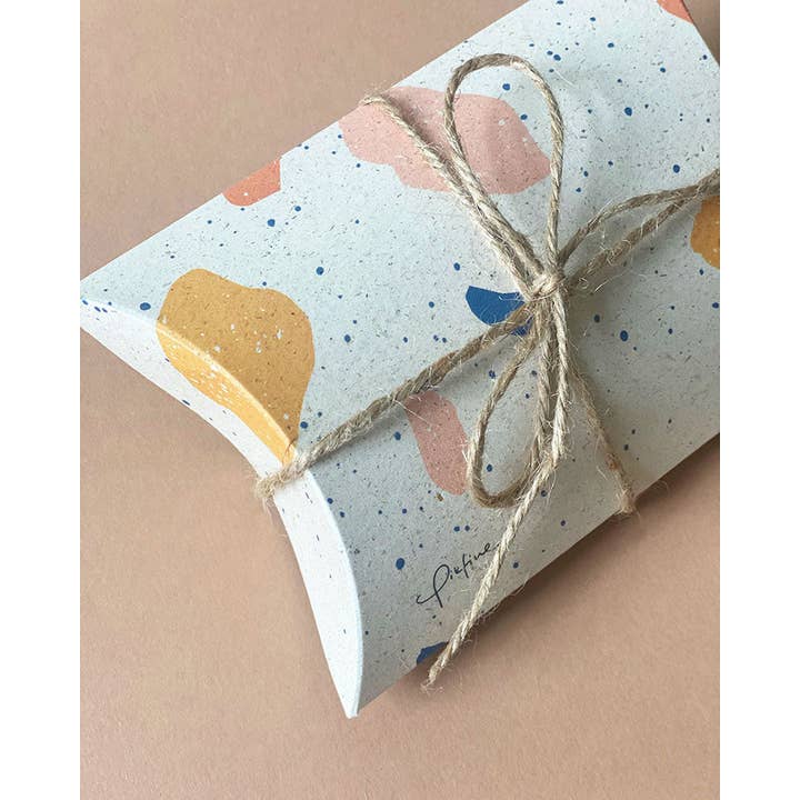 Pikfine eGbR - Wholesale Gift Box - Colourful Terrazzo Pillowbox1