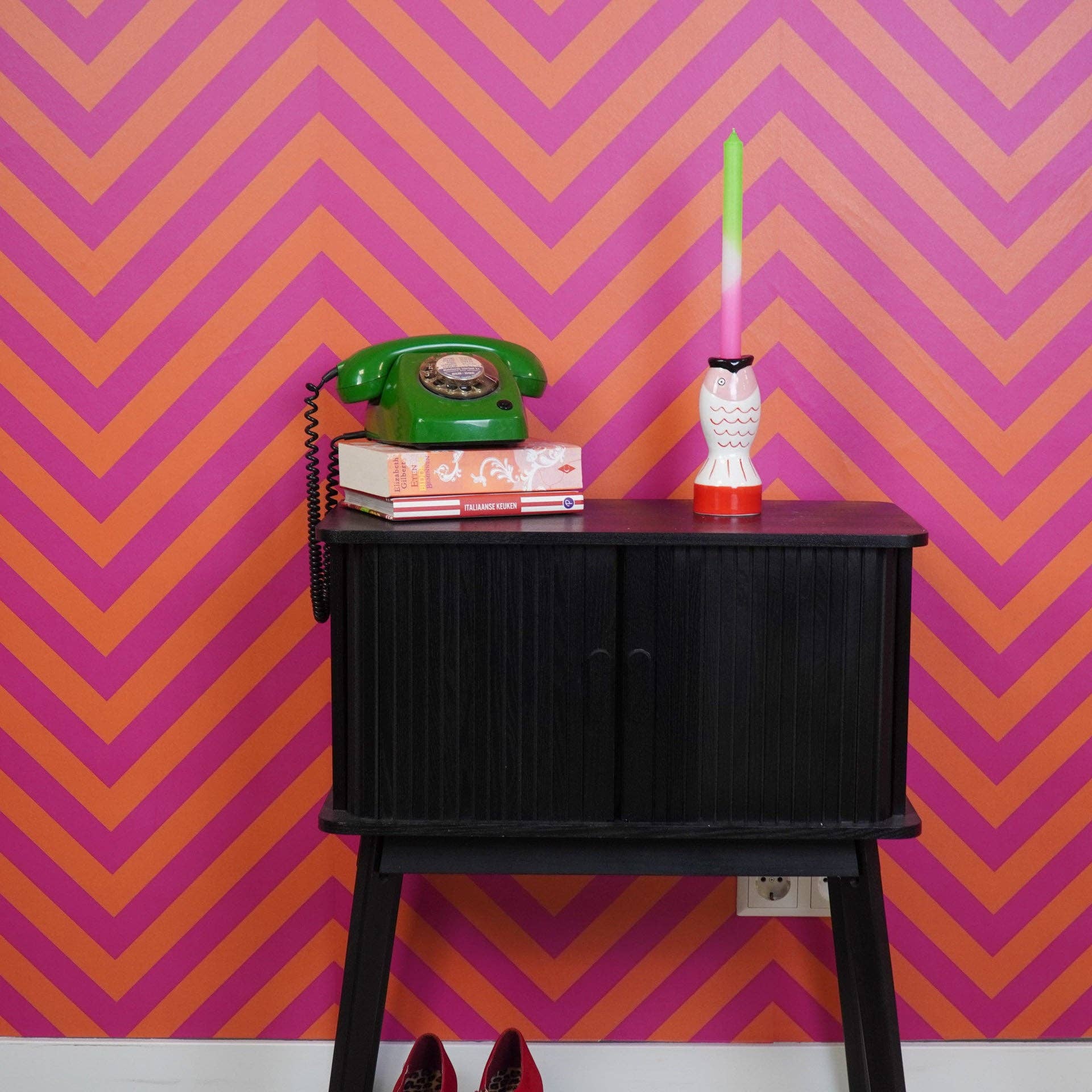 Housevitamin bv - Wholesale Candle Holder - Candle holder - Fish  - Red/White/Pink - 7x7x16,5cm1