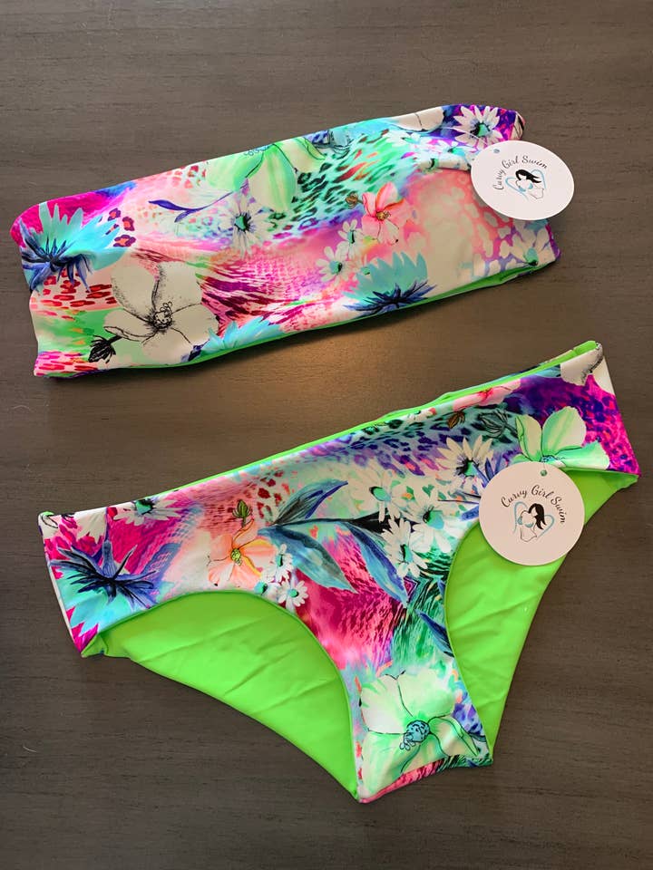 Set bikini a fascia Tropical Safari per la vendita all'ingrosso da parte di Curvy Girl Swim Co
