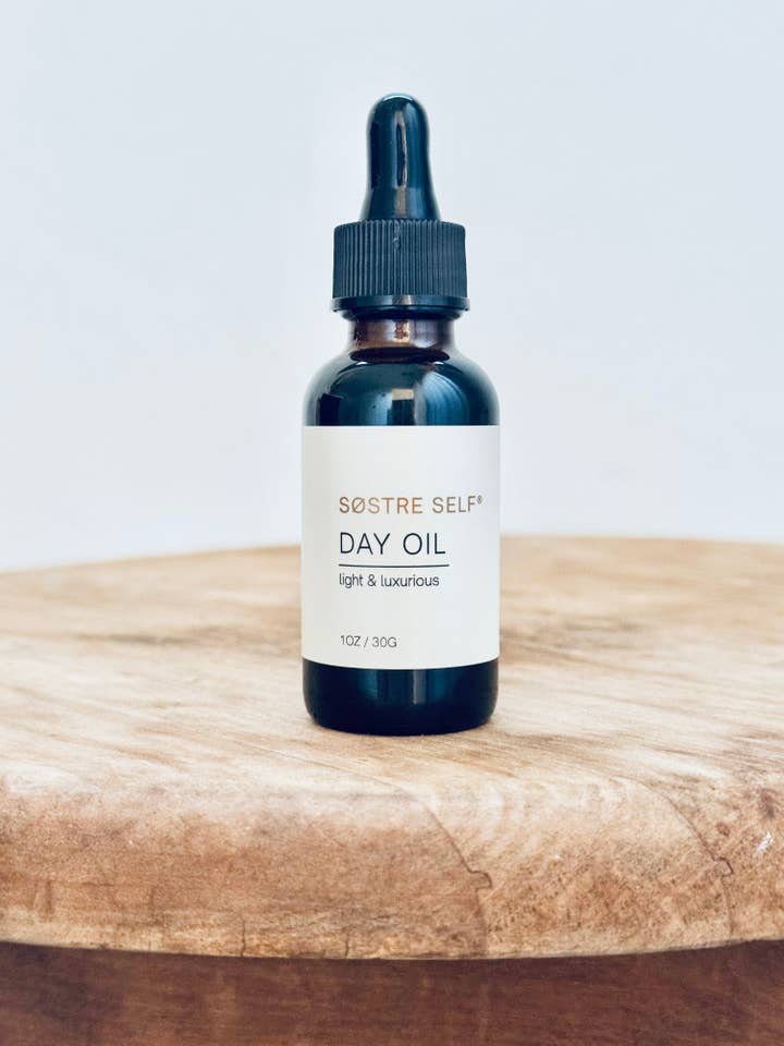 SØSTRE SELF® Day Oil, Light & Luxurious for wholesale by SØSTRE SELF