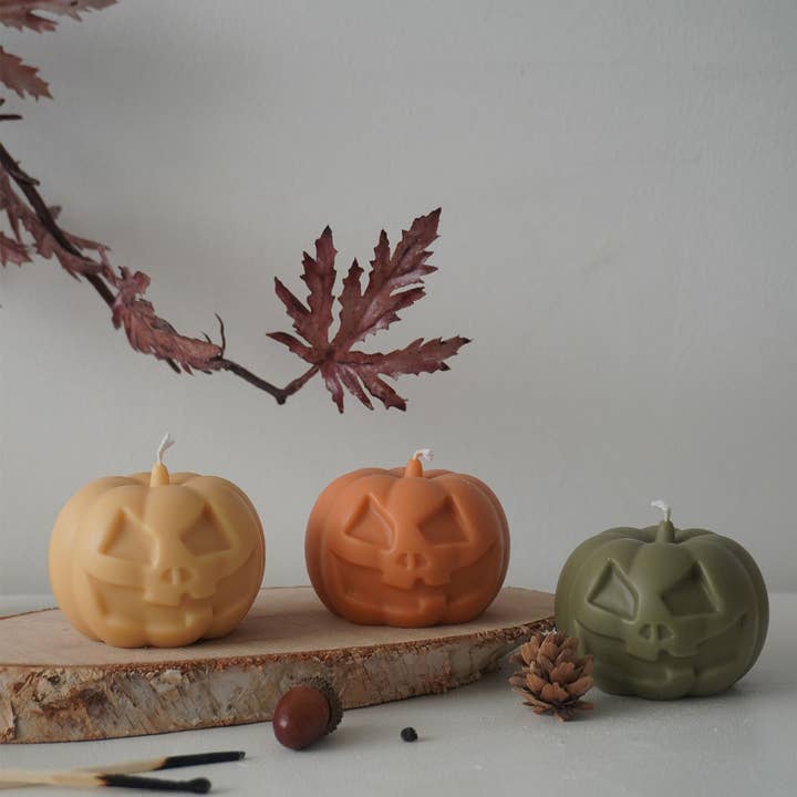 Zucca media di Halloween e ulteriori Risultati per vendita zucche halloween all'ingrosso. Resi gratuiti e termini di pagamento a 60 giorni su Faire in tendenza su Faire.