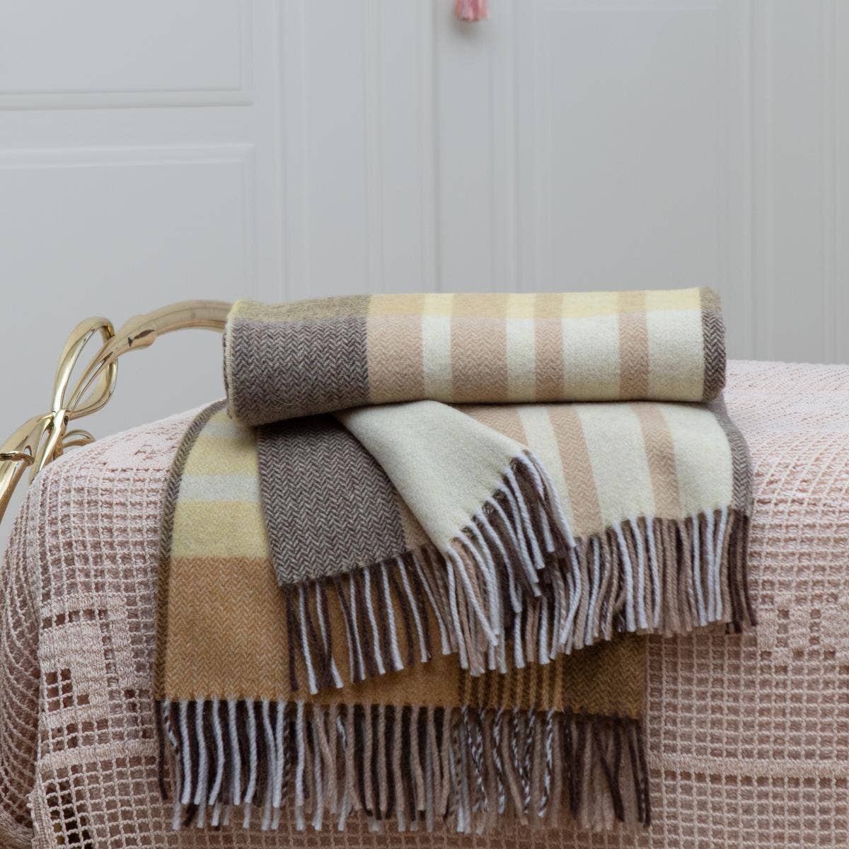 SOFIA TOSCANO - Wholesale Throw Blanket - Fara Dis 100110