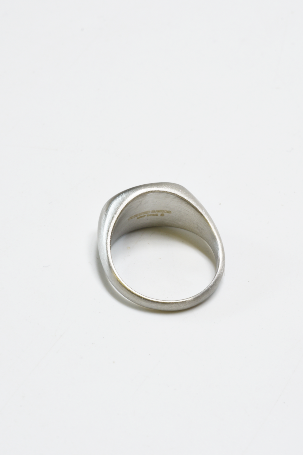 Curated Basics - Wholesale Signet Ring - Oval Signet Ring4
