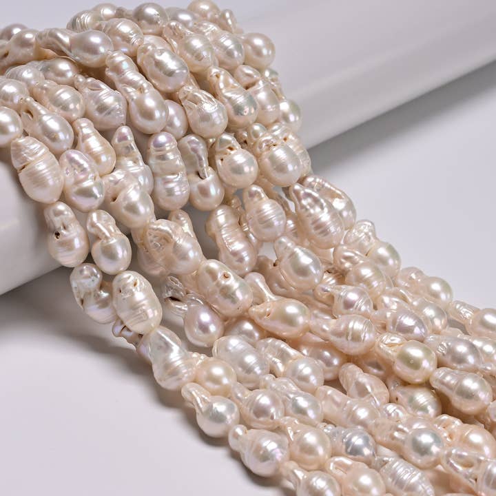 Perle d'acqua dolce bianche a forma barocca 9-10x13-18mm 10-11x12-14mm 15,5" Std per la vendita all'ingrosso da parte di CRCBEADS