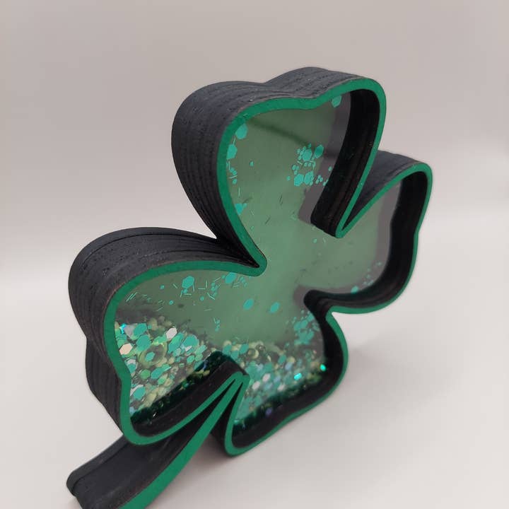 Crafty Wood Studios - Vendita all'ingrosso Decorazioni da tavolo - Segno Shamrock Shaker, decorazione del giorno di San Patrizio