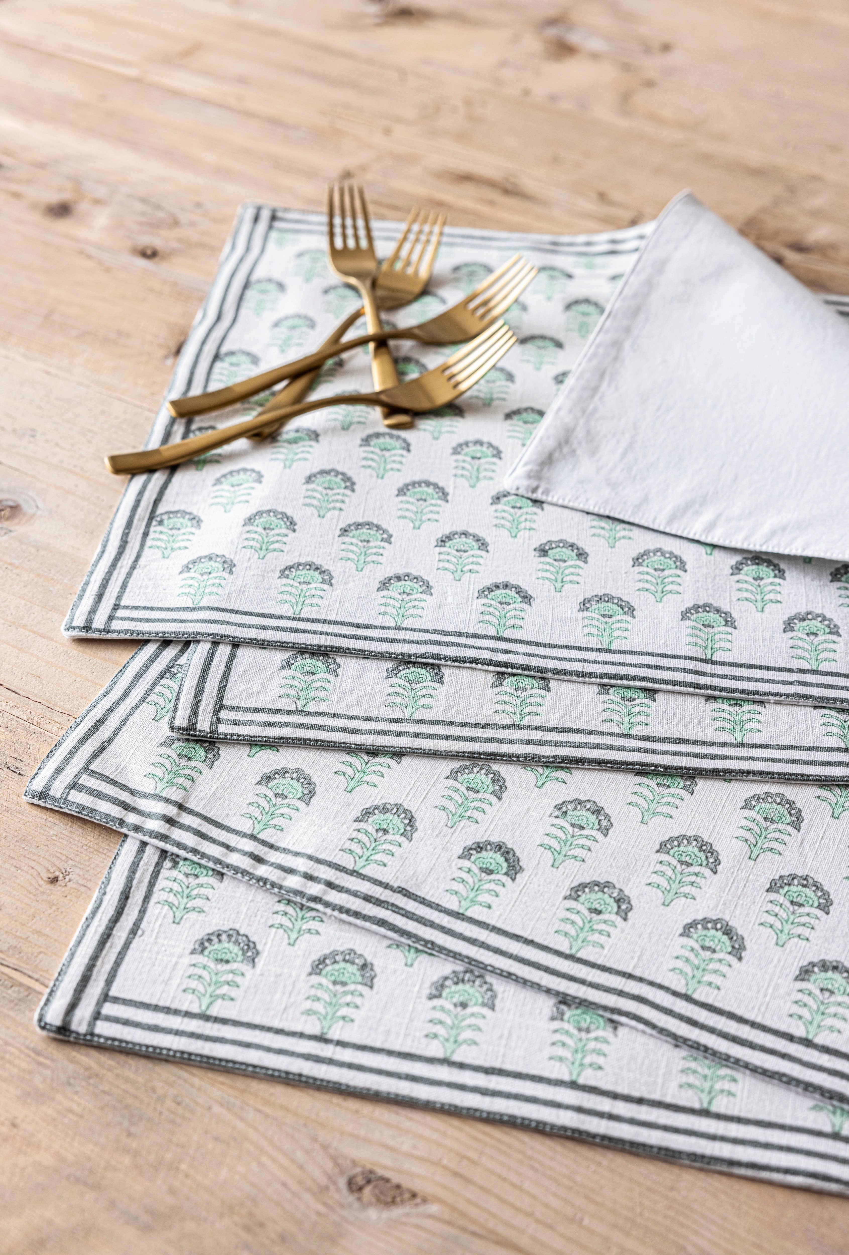 over&back - Wholesale Placemat - Artisan Hand-Blocked Placemats – 100% Cotton – Set of 423