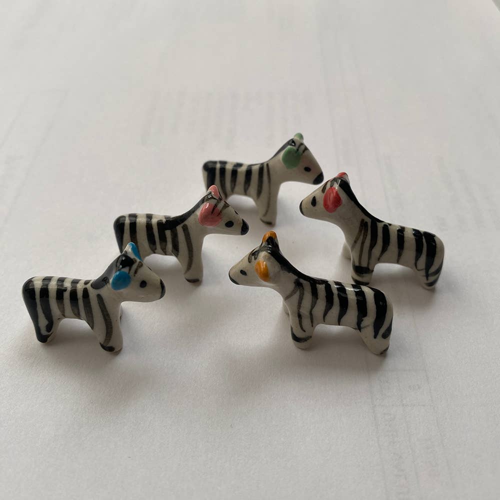 VIE - Wholesale Decorative Figurine - Mini Ceramic Figurine, Assorted Colour, Approx. 2cm240