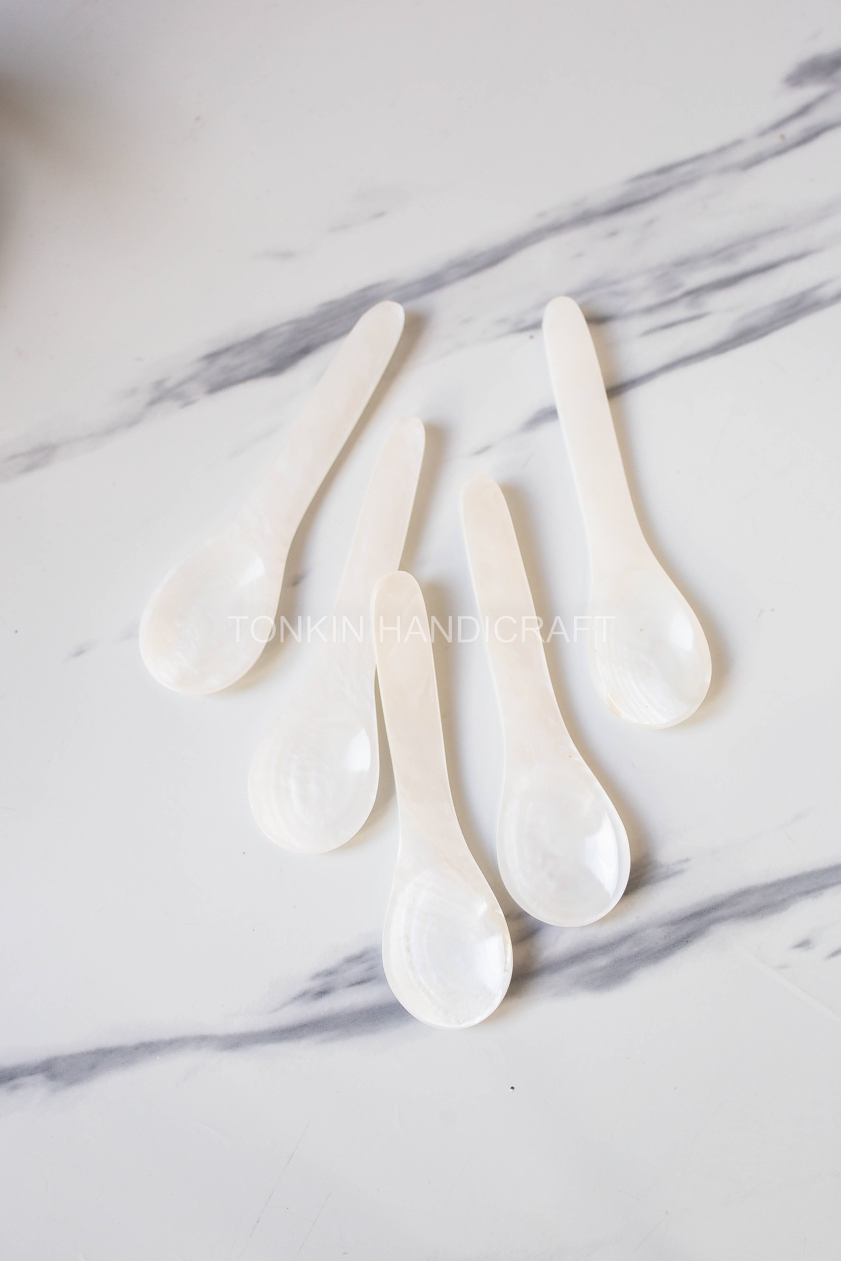 Tonkin Handicraft – Colher de mesa (talheres) por atacado – Colher Mun de Concha para Caviar5