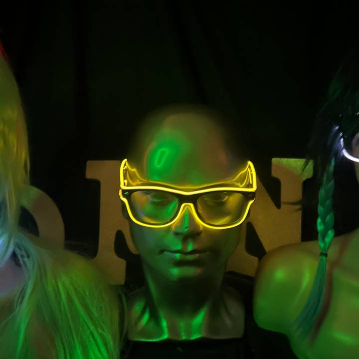 SugarQuoteMeNot LLC - Wholesale Sunglasses – Unisex - Light up El Wire Glasses for ALL ages12