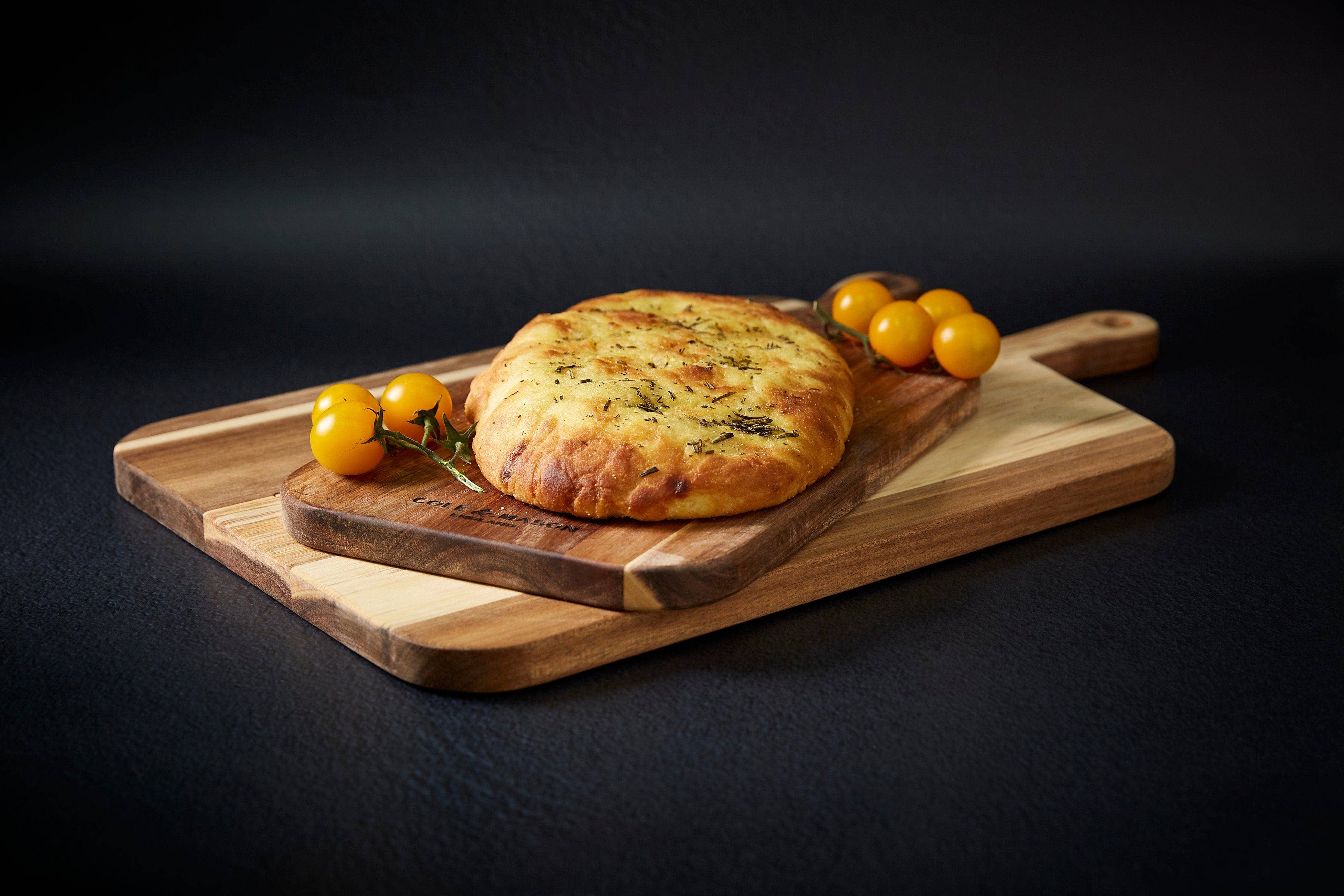 DKHB [Zyliss, Cole & Mason, Swissmar, AdHoc, Ken Hom] - Wholesale Cutting Board - Cole & Mason Barkway Acacia Chopping Board with Handle3