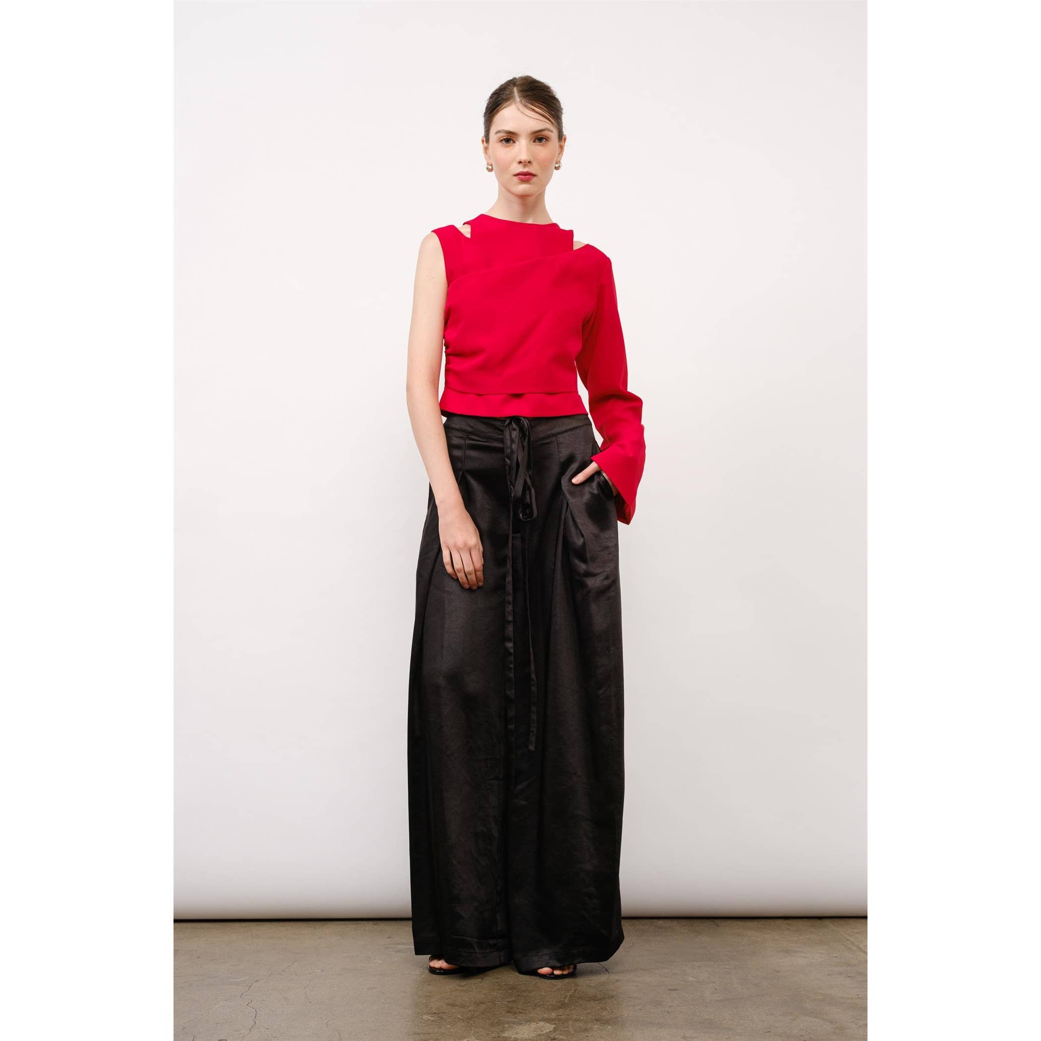 INA - Vente Pantalon – femme - Pantalon large en satin avec pli avant20