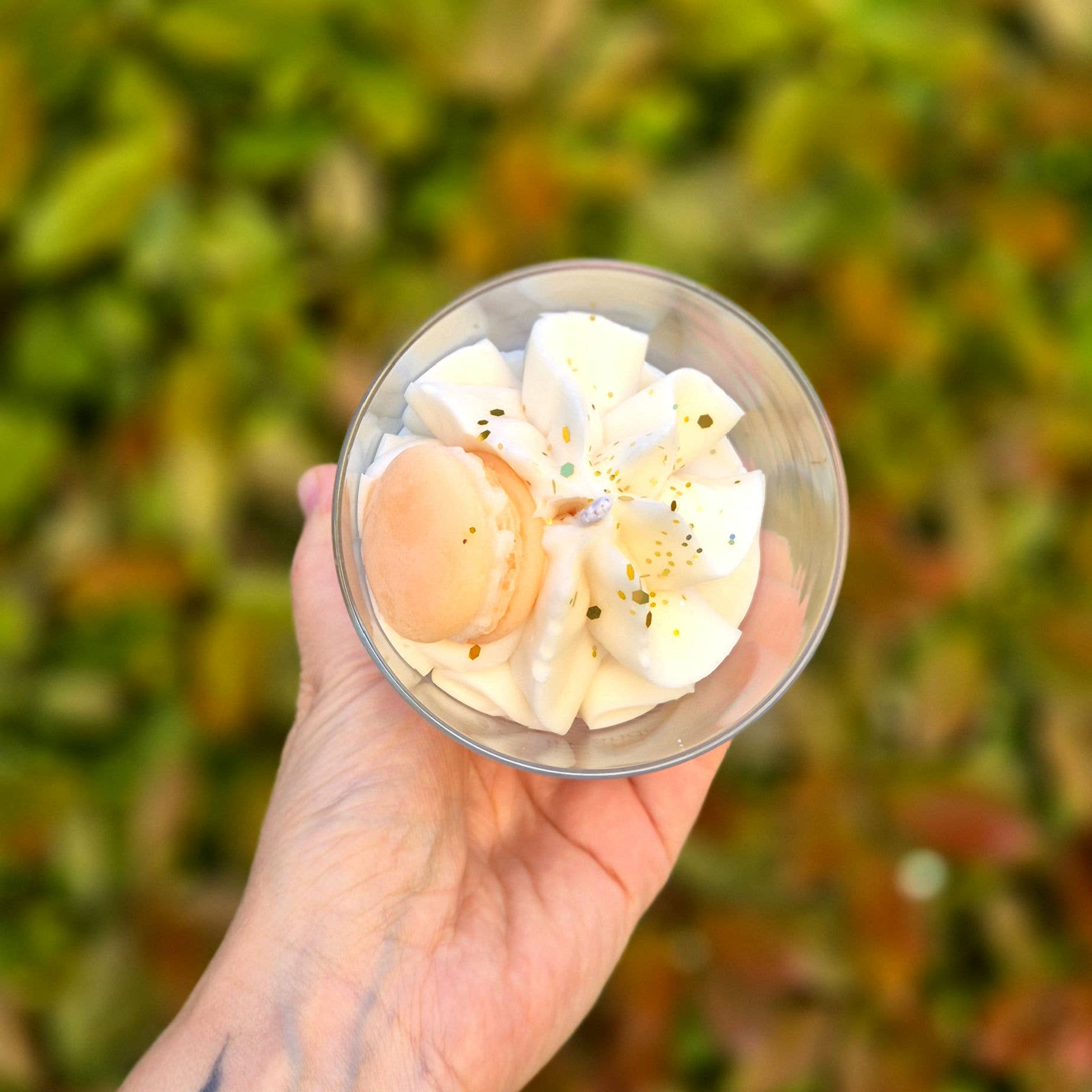 Les bougies de Mam's – wholesale Novelty candle – Gourmet Candle - Vanilla Macaron 200g1