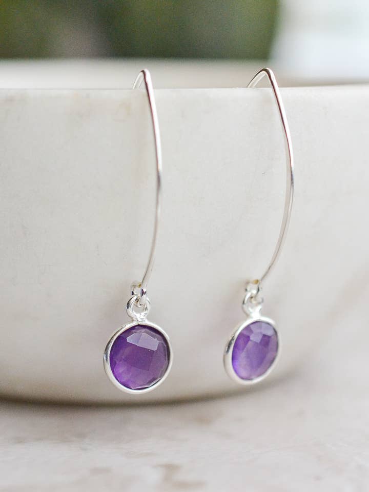 Boucle d'oreille en argent avec améthyste Marquis pour la vente par Sosie Designs